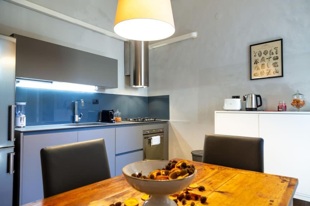 Luxury Florence - City Center Apartment ภายนอก รูปภาพ
