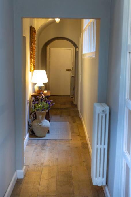 Luxury Florence - City Center Apartment ภายนอก รูปภาพ