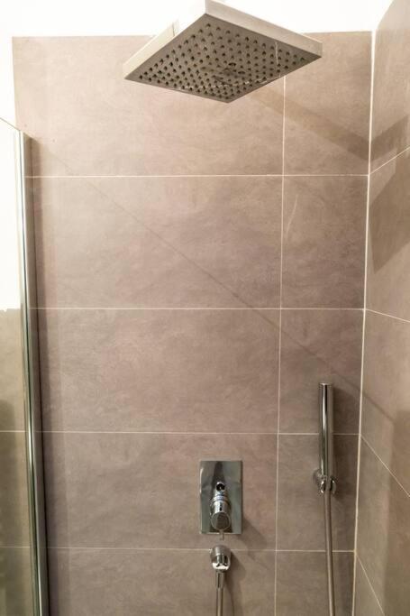 Luxury Florence - City Center Apartment ภายนอก รูปภาพ