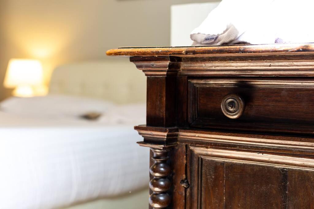 Luxury Florence - City Center Apartment ภายนอก รูปภาพ